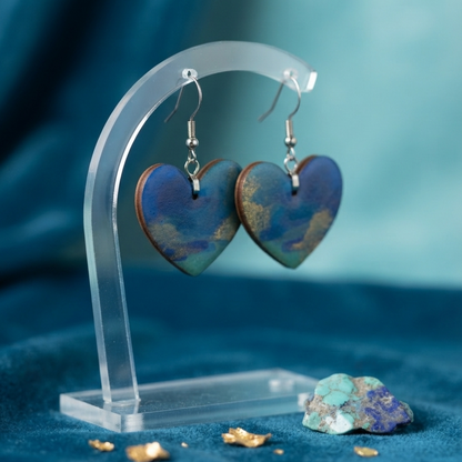 Aretes largos de madera pintada